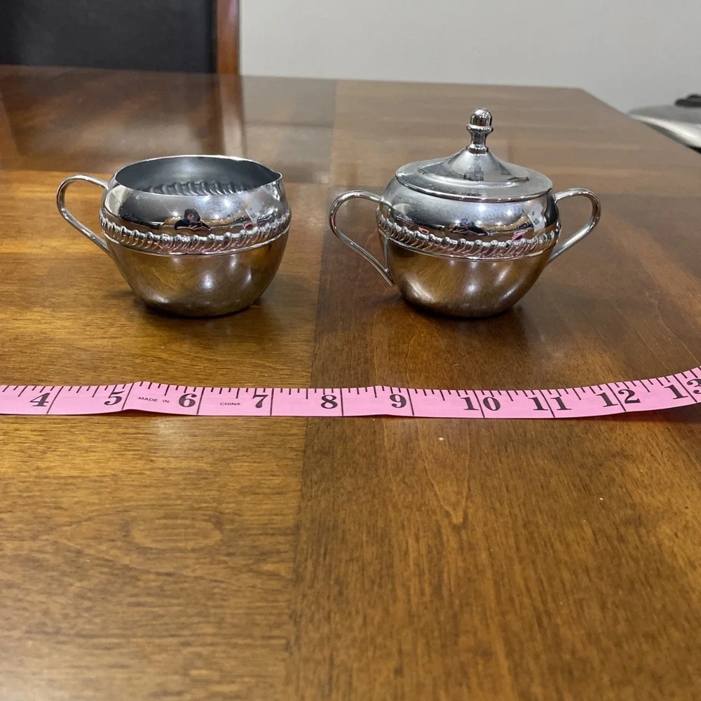 Vintage 1970s Irvinware Chromeware Silver plated‎ Cream & Sugar set  Made In USA